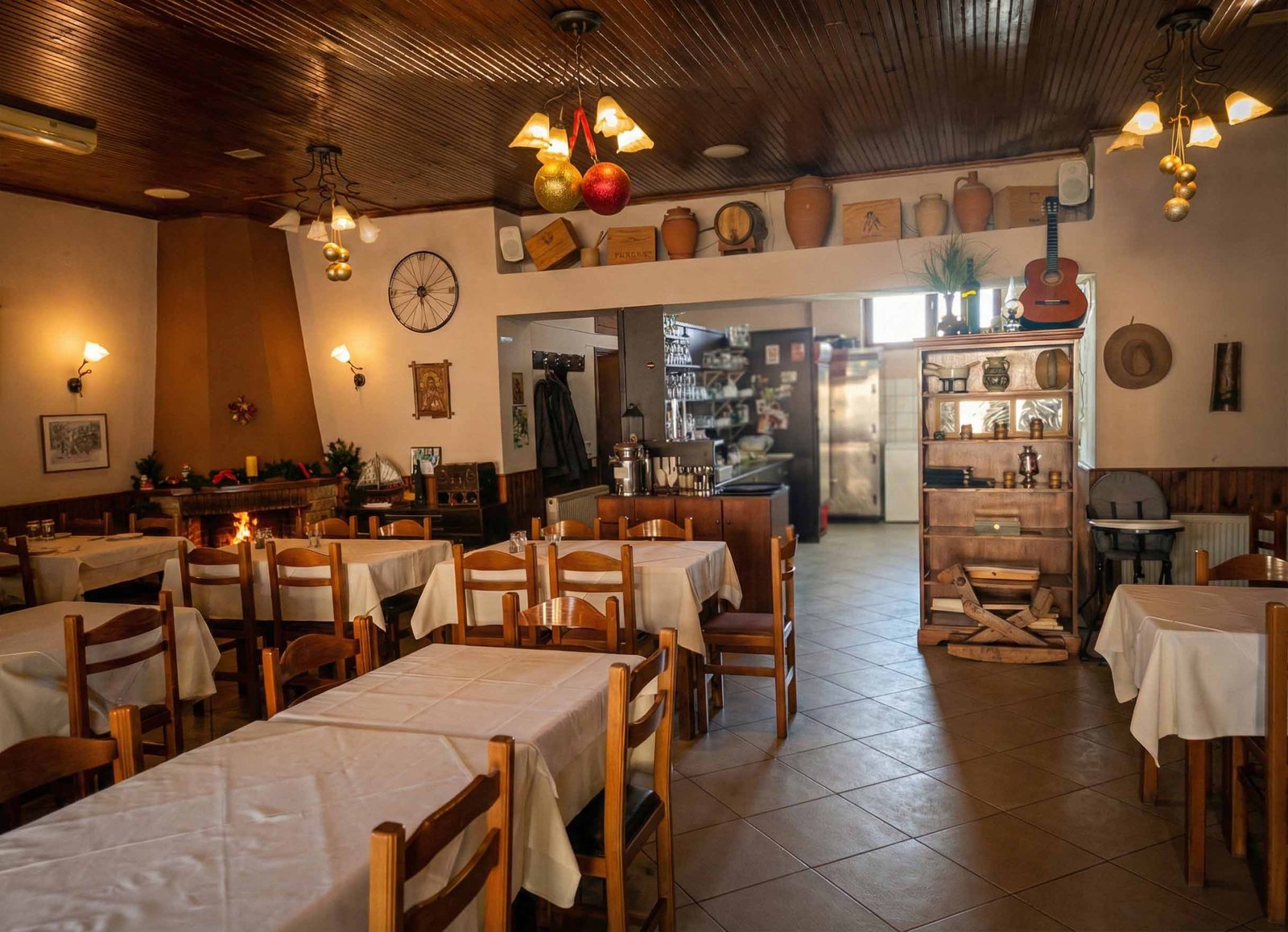 Taverna interior